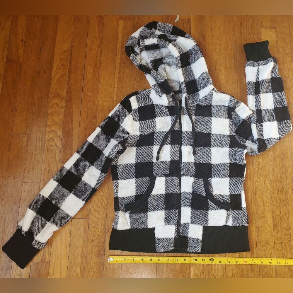 26 International women's 100% polyester black white plaid checked zipper hoodie